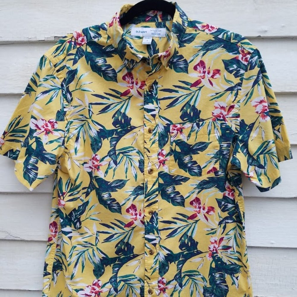 OLD NAVY Men's Hawaiian Short Sleeve Slim Fit Button Down Size M
